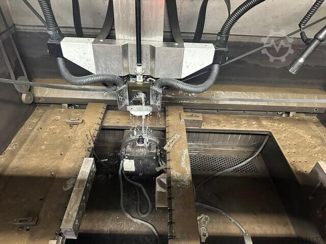 Draadvonk-ontladingsmachine Agie Charmilles FI 640 CC