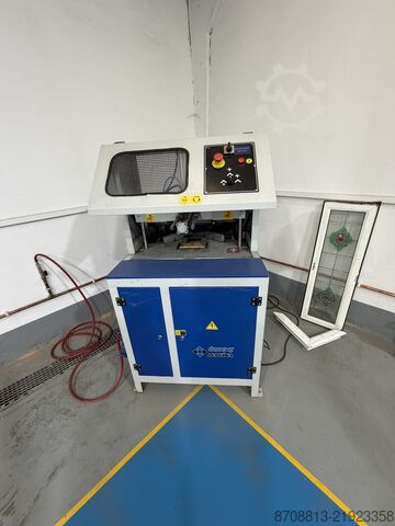 Baumaschine Özgenç Makina uPVC Fabrication Line