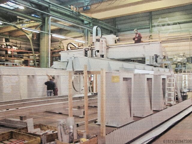 Universal-Bearbeitungszentrum MAKA BC 570