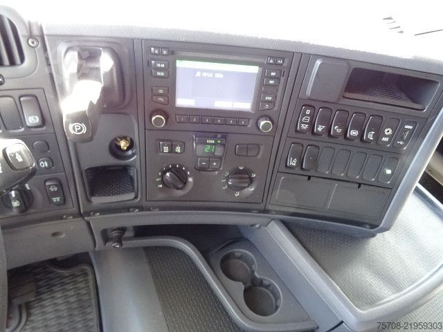 Xe tải chở đồ uống SCANIA G 410*kpl. Zug*2x 2,5 to LBW*Lenkachse*38 Pal.