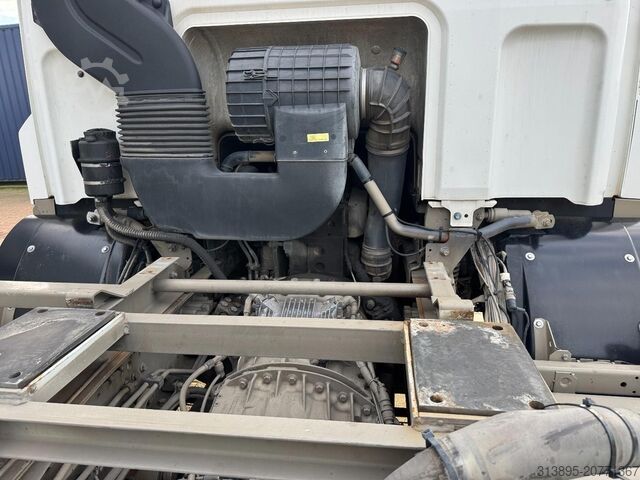 Shasi me kabinën e shoferit DAF CF75-310, ADR, PTO, 9.0 Ton Front-axle, WB:450 cm