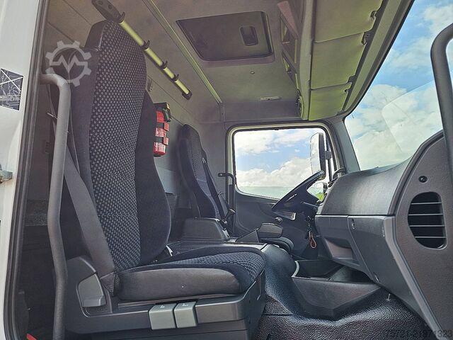 सूटकेस MERCEDES-BENZ ATEGO 1624 L