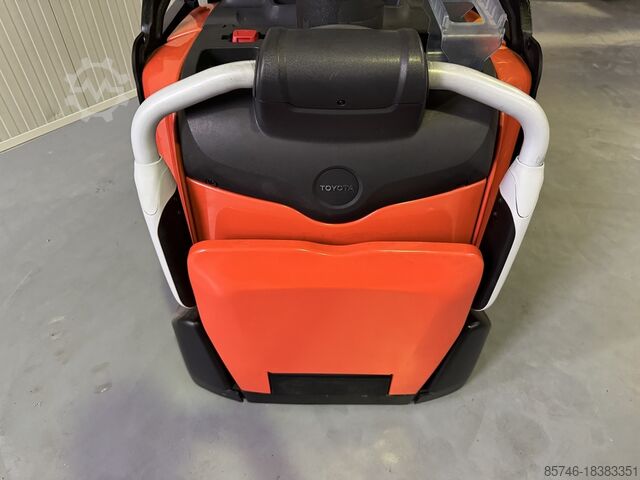 SPE 120 XR * DEMO !! Reach-mast + tippbare gafler !! TOYOTA SPE 120 XR *  DEMO !! REACH - MAST  +  Tilting Forks !!