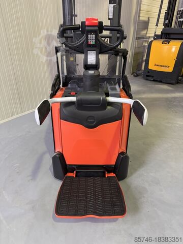 SPE 120 XR * DEMO !! Reach-mast + tippbare gafler !! TOYOTA SPE 120 XR *  DEMO !! REACH - MAST  +  Tilting Forks !!