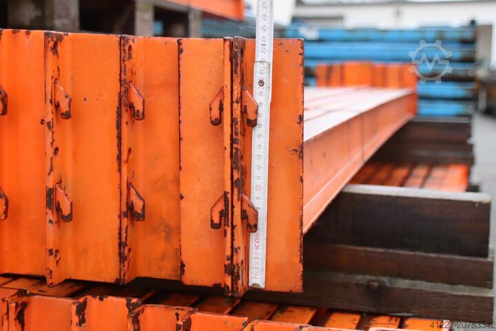 Палетни стелажи с 34 колони и 104 греди unbekannt Tiefe 1100 mm