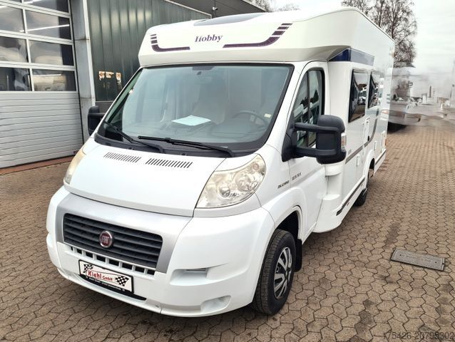 Polointegrovaný obytný vůz HOBBY Siesta T 60 SL *SAT + TV*CP+*Fahrradträger*