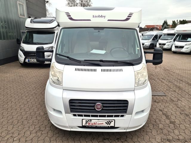 Polointegrovaný obytný vůz HOBBY Siesta T 60 SL *SAT + TV*CP+*Fahrradträger*