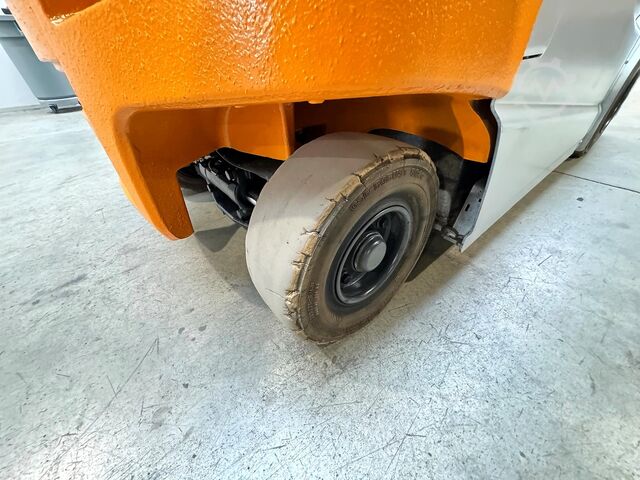 2020 Service + UVV 05/2027 Still RX60-30 Still RX60-30