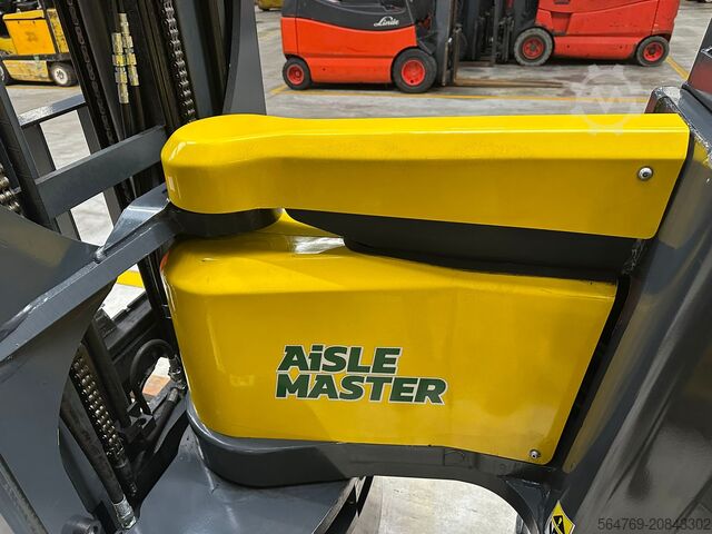 מלגזה למעבר צר Aisle Master 20WHE/ Perfect / Only 6256 hours