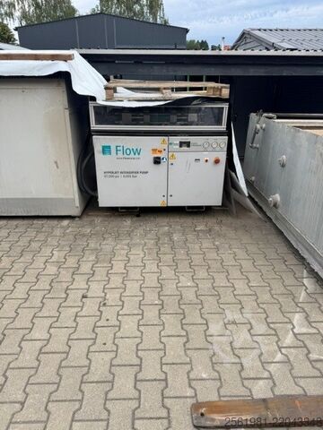 Waterjet cutting machine Flow 