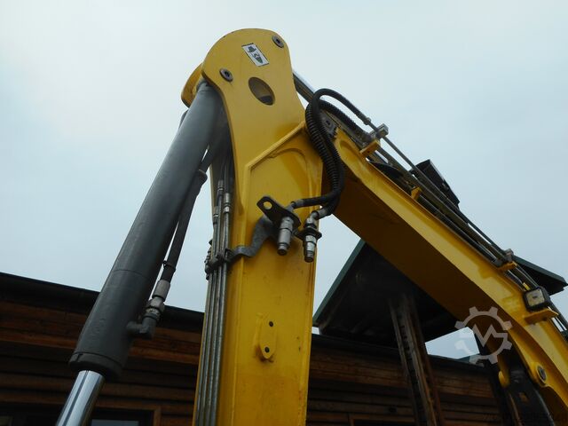 รถขุดขนาดเล็ก Wacker Neuson ET65 POWERTILT
