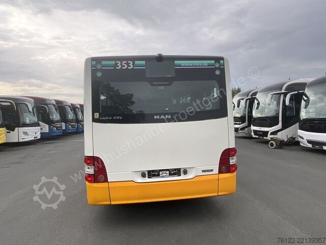 Autobuz articulat MAN A 23 Lions City