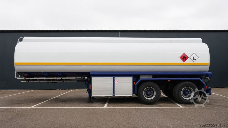 Tovornjak s cisterno DIJSSEL 2 Axle adr fuel tank trailer