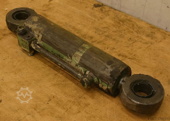 Гідроциліндр unbekannt Hub 260 mm Kolben Ø 90 mm