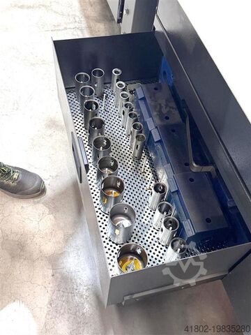 ศูนย์กลึงและกัด CNC GILDEMEISTER CTX beta 800 TC