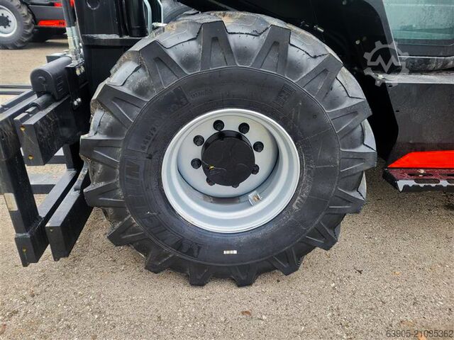 All-terrain forklift Manitou M 70-2