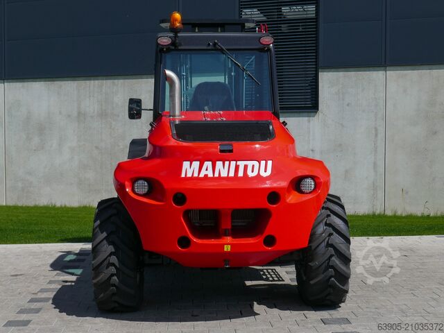 All-terrain forklift Manitou M 50-4