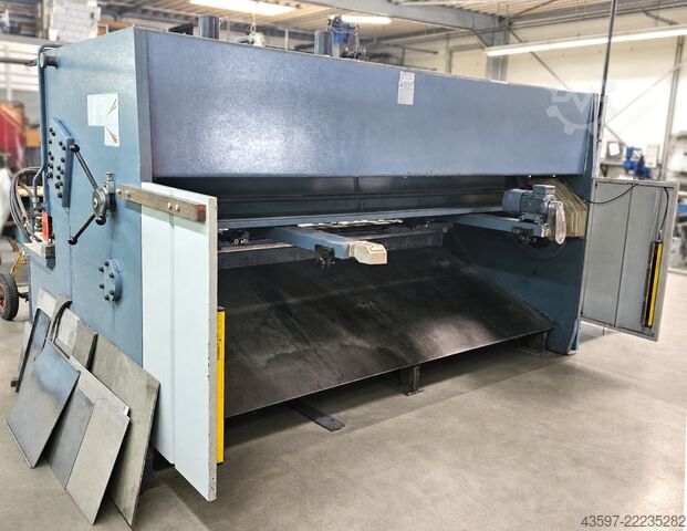Hydraulische guillotineschaar DURMA SB 3013 NT