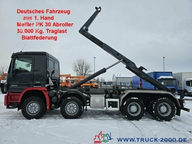 Kanca kasalı yük kamyonu (roll-off) Mercedes-Benz Actros 3244 8x4 Meiller 30t.7m Container Blatt