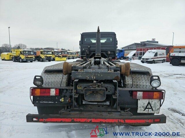Kanca kasalı yük kamyonu (roll-off) Mercedes-Benz Actros 3244 8x4 Meiller 30t.7m Container Blatt