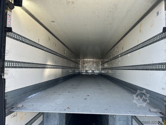 Chiếc vali Burgers 0 DGPL / Double Stock / Race Trailer / Box / Bi...