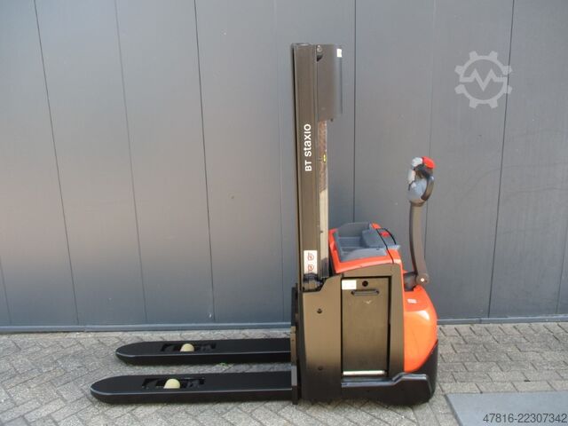Hochhubwagen TOYOTA SWE140L