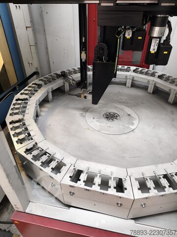Vertikālais apstrādes centrs Röders RFM 600 mit RCE1 (Bj.2017)