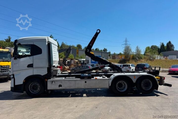 Abrollkipper IVECO AS280X48 6x2 Hiab 21T