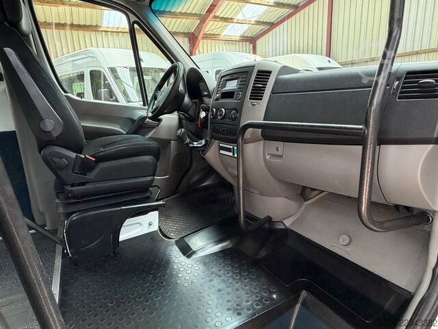 Kleinbus MERCEDES-BENZ Sprinter 313 Cdi L2H2 6 Sitze MOTOR DEFEKT