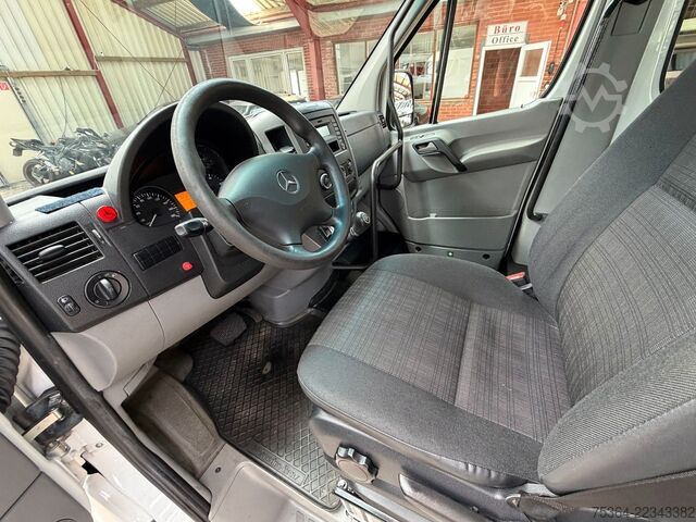 Kleinbus MERCEDES-BENZ Sprinter 313 Cdi L2H2 6 Sitze MOTOR DEFEKT