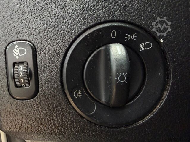 Kleinbus MERCEDES-BENZ Sprinter 313 Cdi L2H2 6 Sitze MOTOR DEFEKT