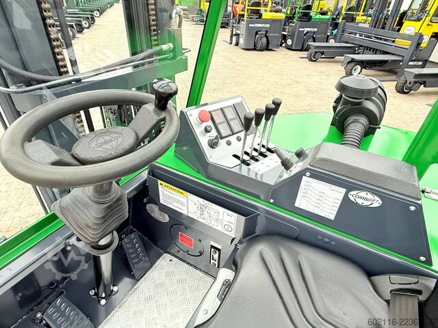 četvorosmerni viljuškar Combilift CB3000 / TRIPLEX 4900MM / FREE LIFT