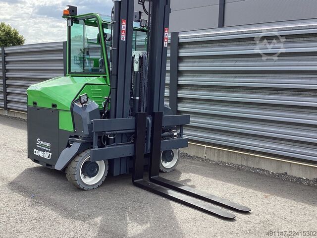 מטען צד ארבע כיווני Combilift CBE4000