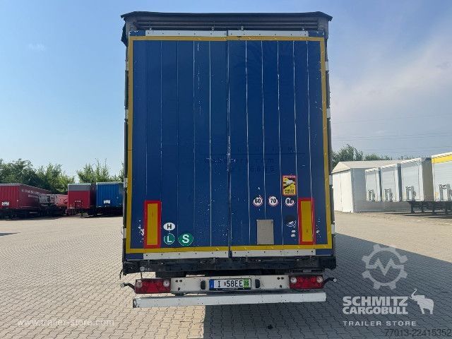 Semi-reboque aberto com lona Schmitz Cargobull Curtainsider Mega