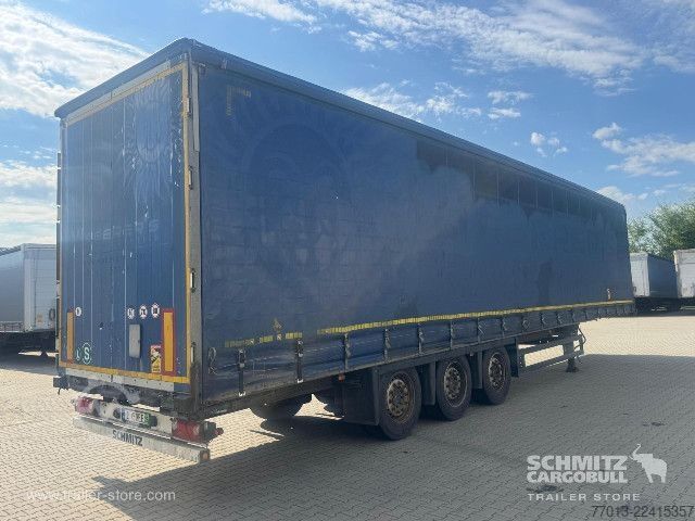 Semi-reboque aberto com lona Schmitz Cargobull Curtainsider Mega