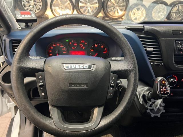 Jääkaappikorinen pakettiauto IVECO Daily 35S14 Carrier Tiefkühlung -20C. *Garantie*