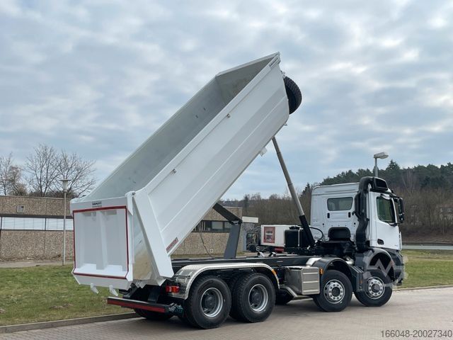 Kipper LKW MERCEDES-BENZ 4142 8X4  Mulden-  Kipper -  EuromixMTP