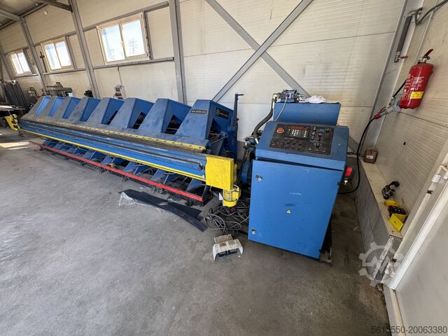 Hydraulické gilotínové nožnice Liptovské strojárne Haco