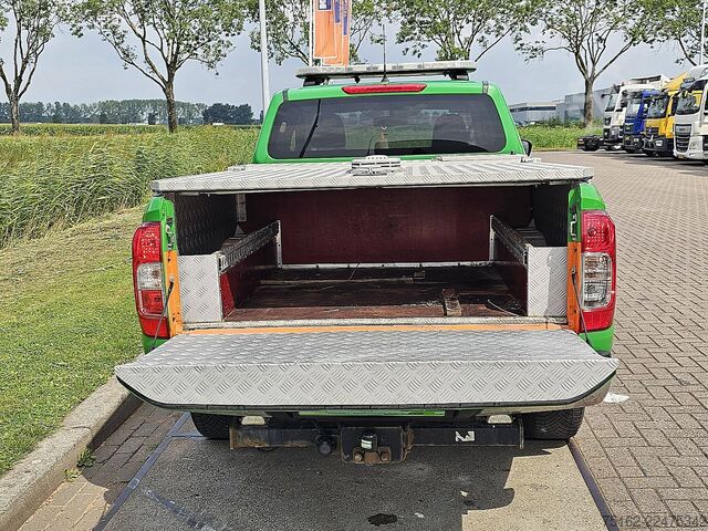 픽업 NISSAN NAVARA 2.3 DCI 160 4WD