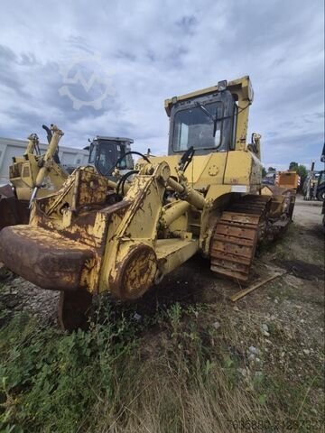 クローラー式掘削機 Komatsu D155AX-5