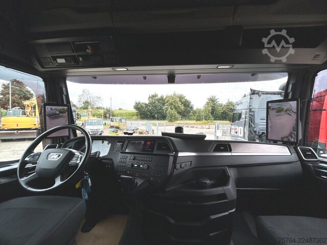 Standardne veomasin MAN TGX 18.560 BL/Retarder/ACC/2x Tank/D30 Motor!