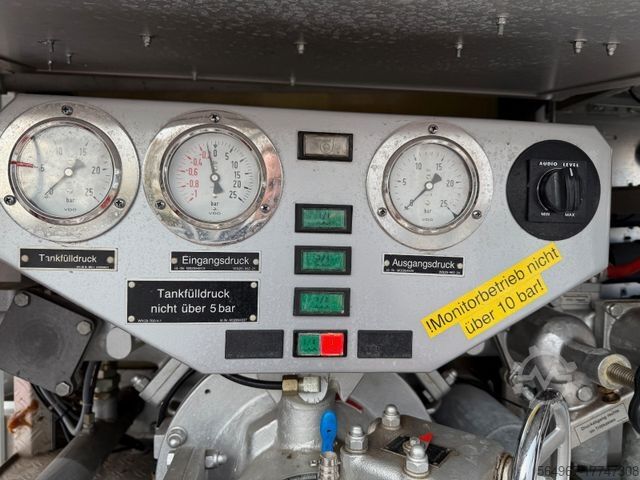 LKW mit Kofferaufbau MAN 12.222 Feuerwehr-LKW LF16 4x4 Allrad Expedition