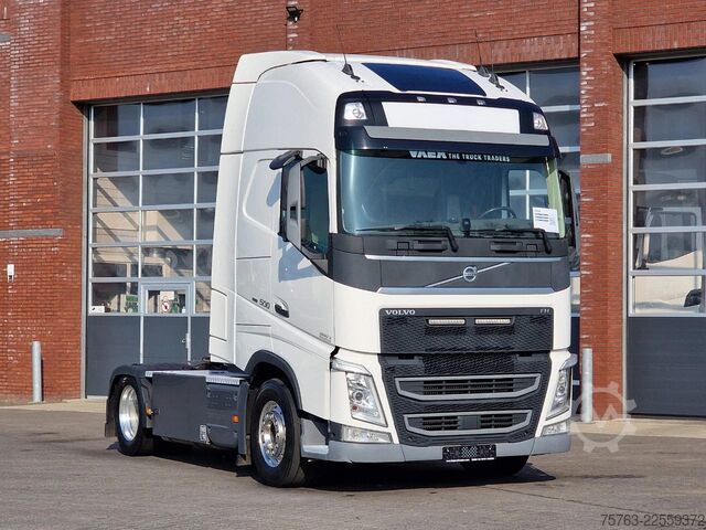 Volumen SCM Volvo FH 13.500 Globetrotter XL 4x2 - Low deck - I Sa...