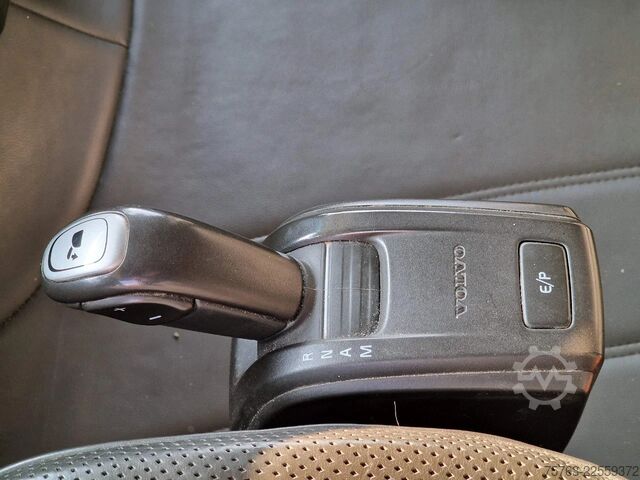 Volumen SCM Volvo FH 13.500 Globetrotter XL 4x2 - Low deck - I Sa...