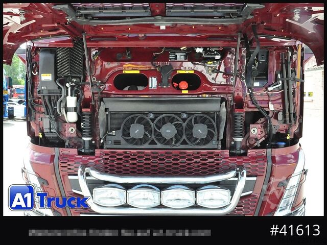 Standardni tegljač VOLVO FH 540 4x4H X-Trac Navi TV Leder Standklima,