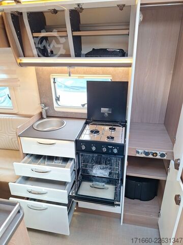 Camping-car semi-intégré BÜRSTNER Lyseo TD 644 G Automatik*Full LED*Backofen*