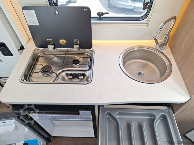 Camping-car semi-intégré CARADO pro+ T 135 Hubbett, NAVI+RFK, SAT+TV, LED, AUTOM