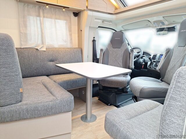 Teilintegriertes Wohnmobil BÜRSTNER Campeo TD 660 Automatik, Hubbett