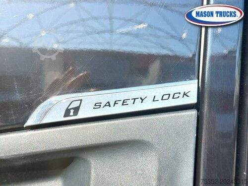 Standard road tractor Iveco S-Way 530