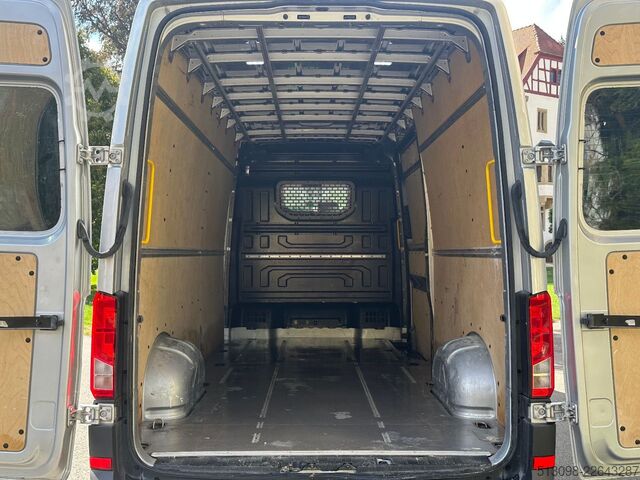 Ван с висока покривка VW CRAFTER LANG AUTOMATIK ACC SPURHALTE. STANDHZG